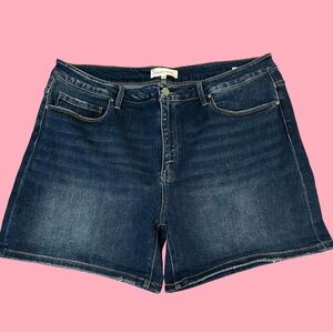 NWT!RISEN STRETCH SHORTS,+SIZE 3X, GRAINING, & SHADING,FINISHED HEM W LT FRAYING